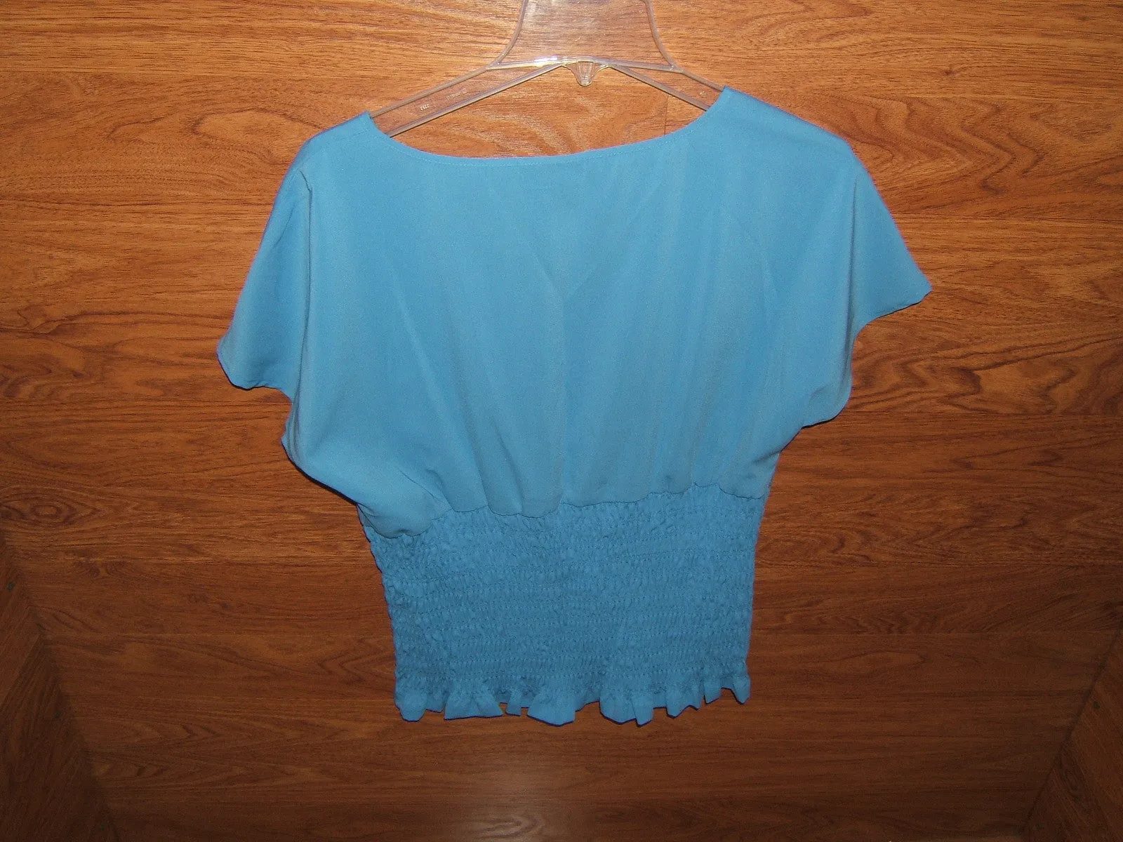 Apostrophe Blouse 97% Polyester 3% Spandex Female Adult L Blues Solid 15099 -- New No Tags