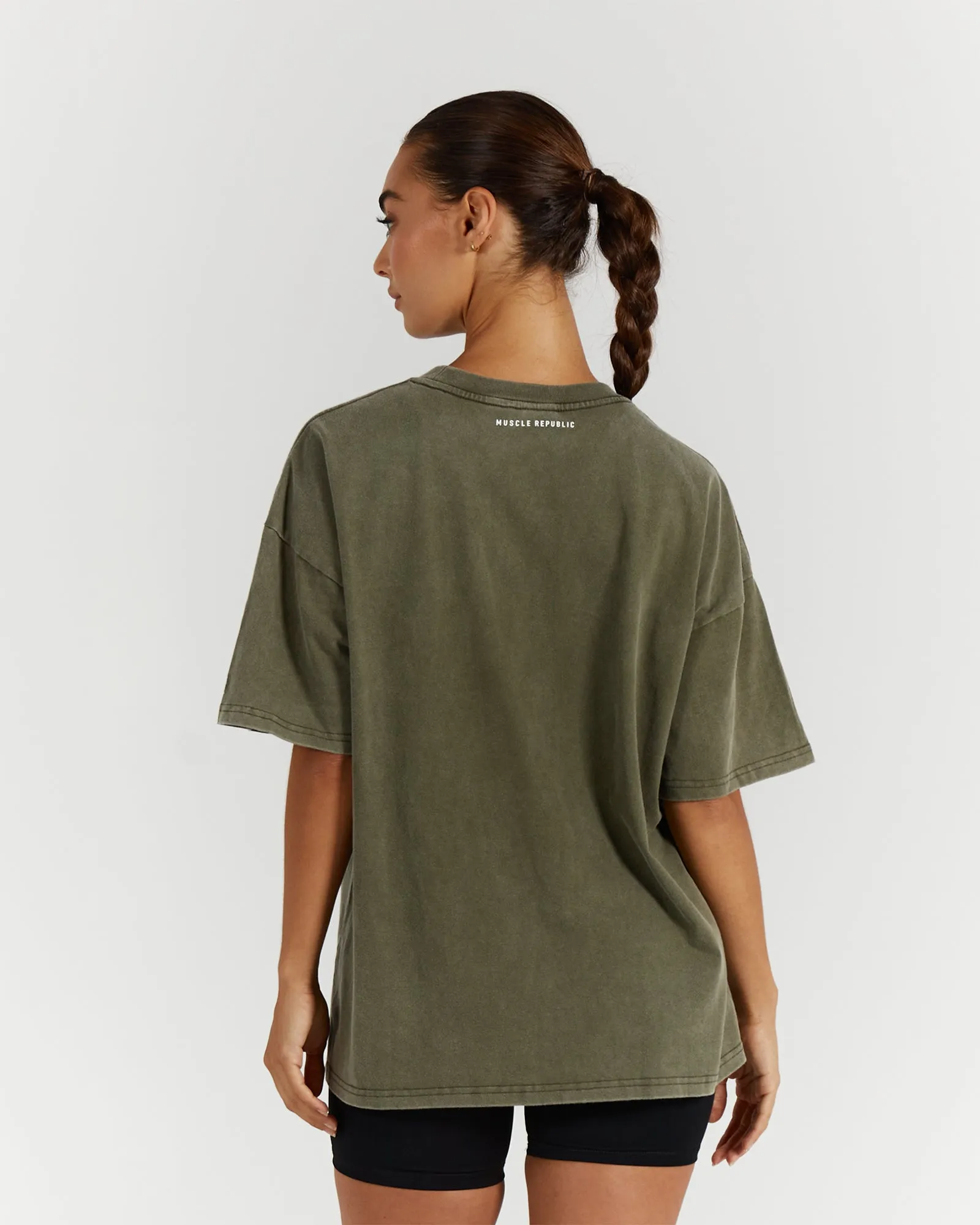 BOYFRIEND TEE - WASHED KHAKI