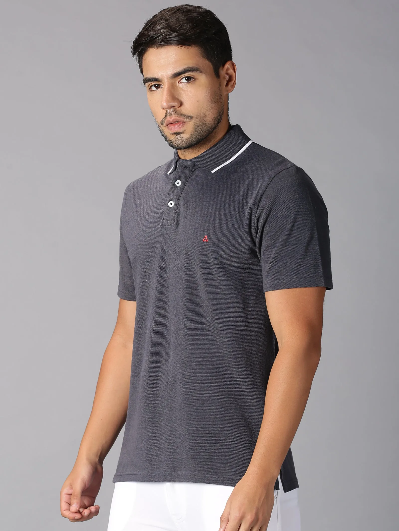 MEN'S DARK GREY SOLID SLIM FIT T.SHIRT