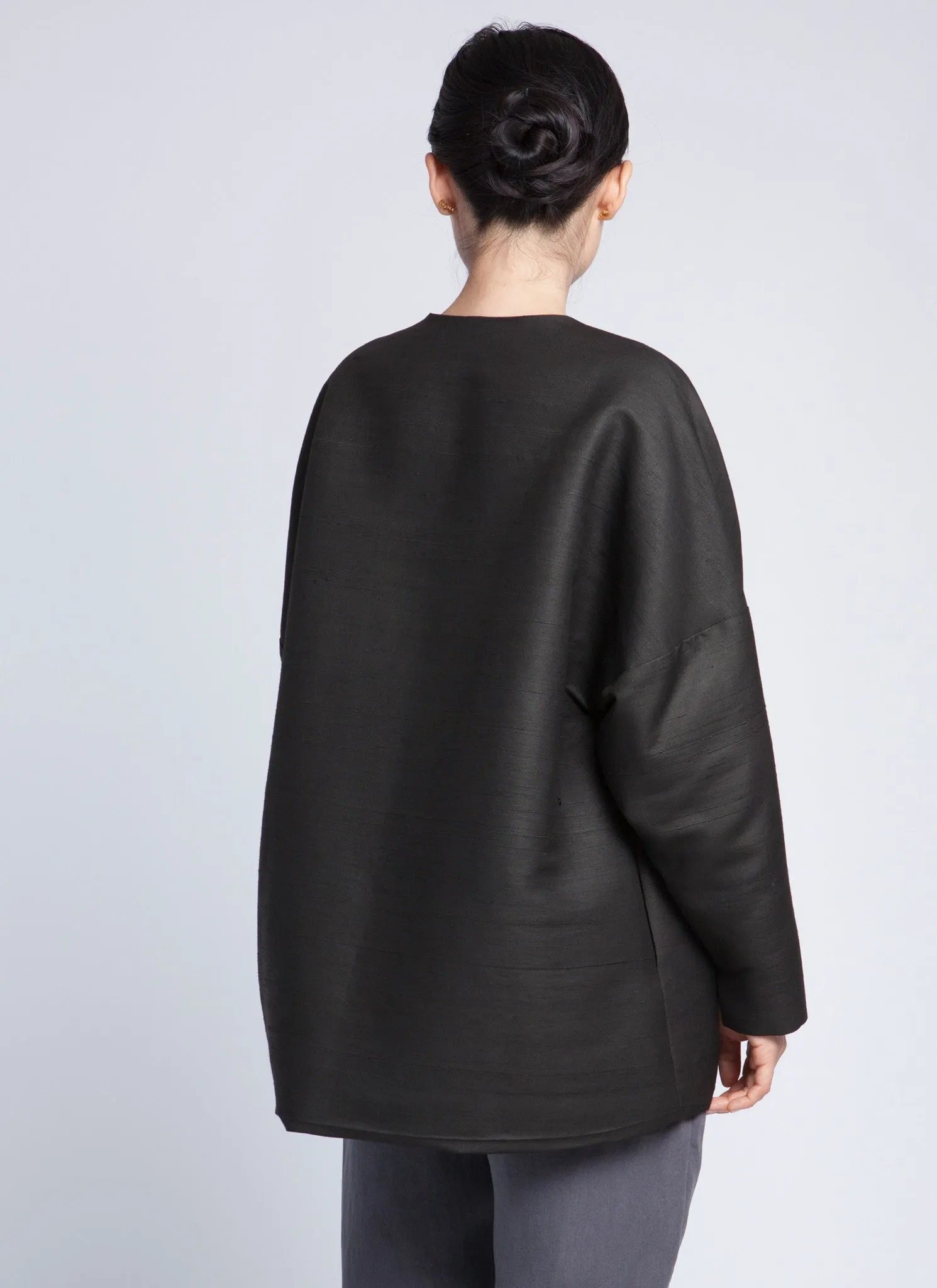 Mosaic Dropped Sleeve Mollis Black Silk Jacket