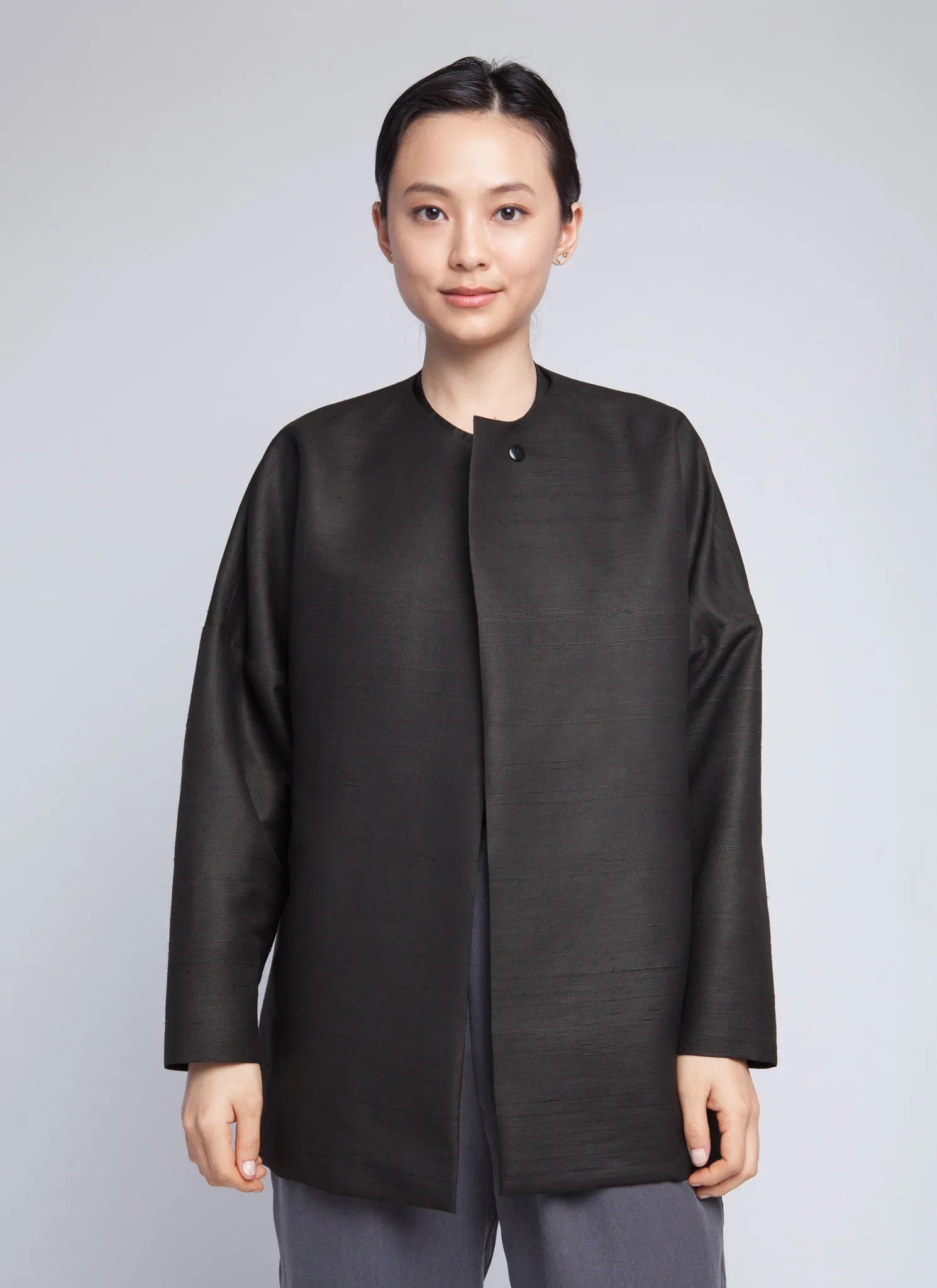 Mosaic Dropped Sleeve Mollis Black Silk Jacket