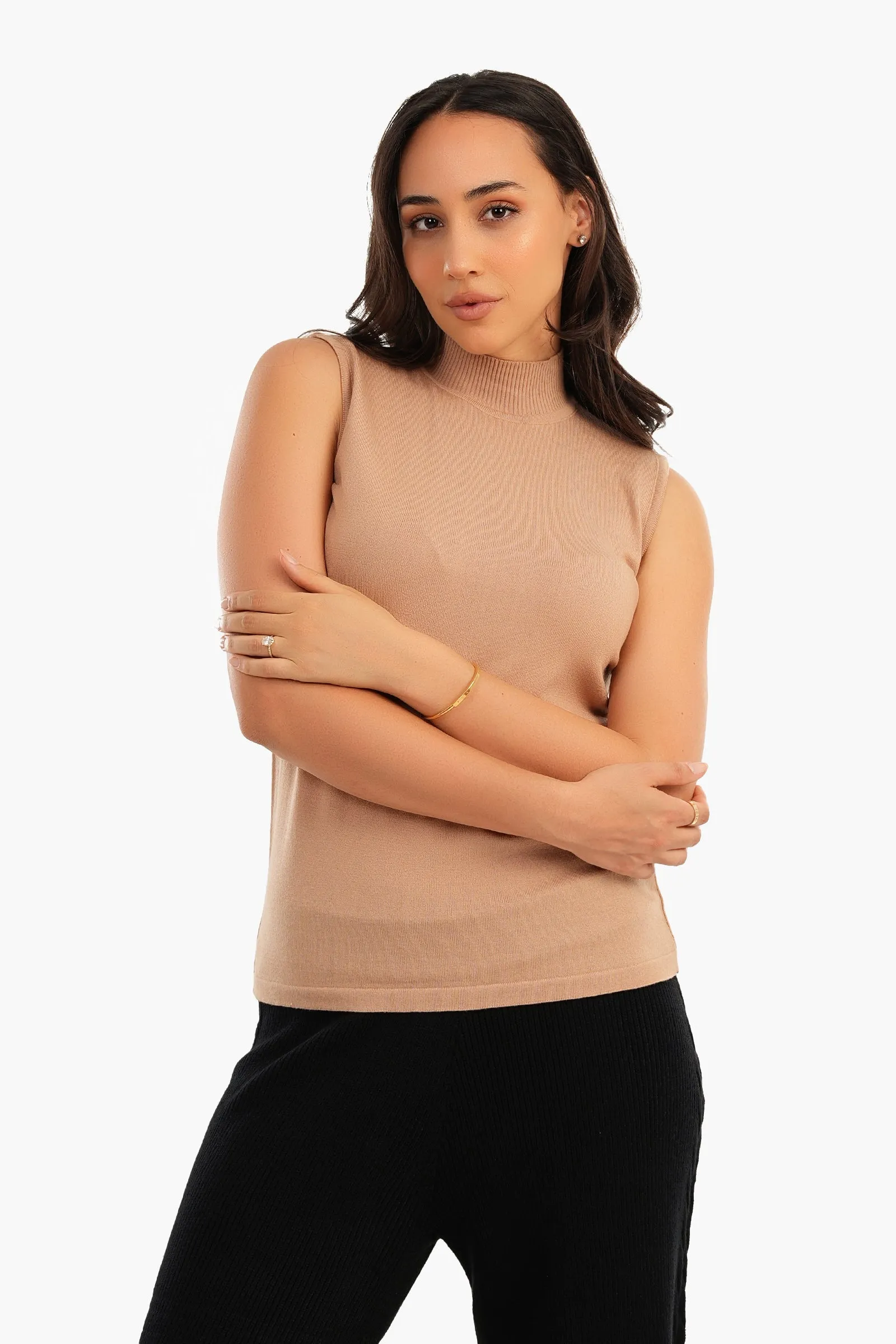 Sleeveless High Neck Pullover