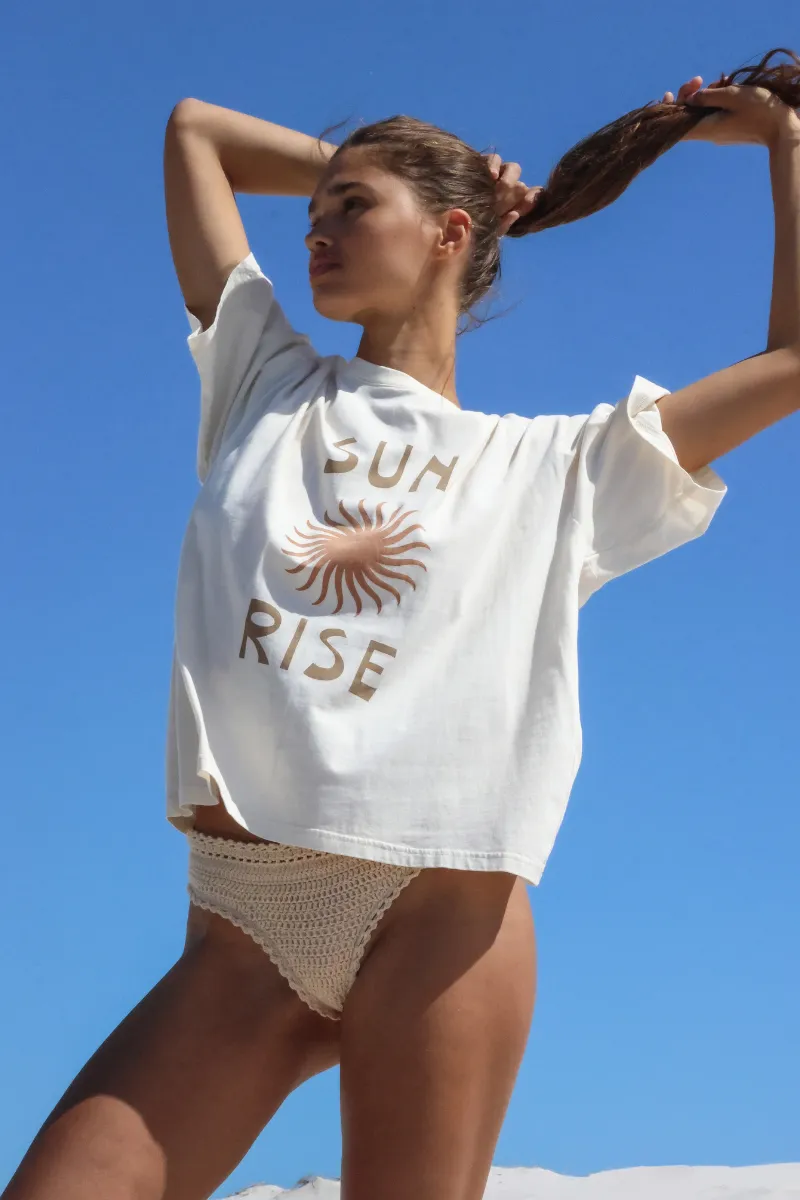 SUN RISE TEE - CREAM