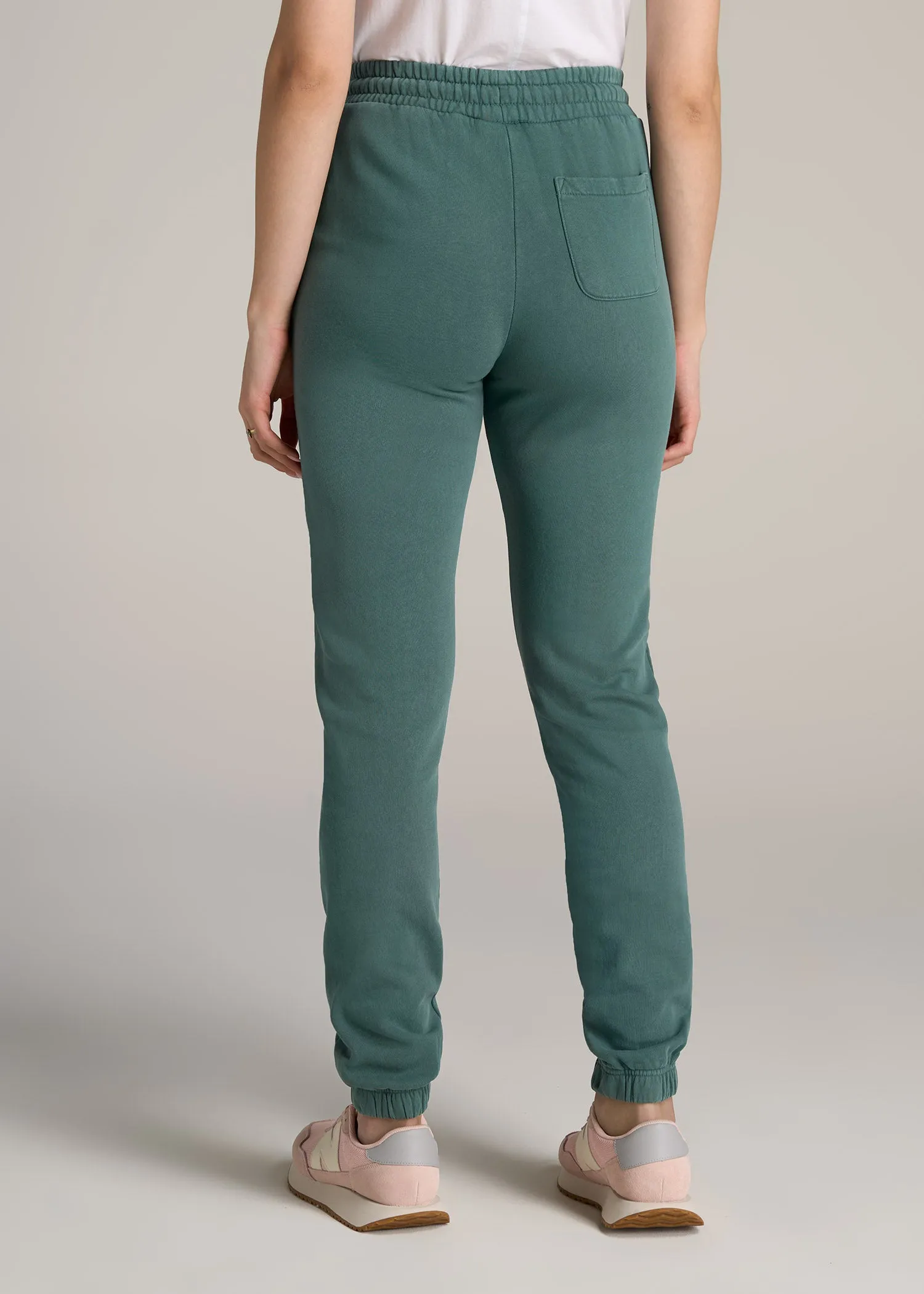 Wearever Fleece SLIM-FIT High-Waisted Women's Garment Dye Sweatpants in Juniper Green